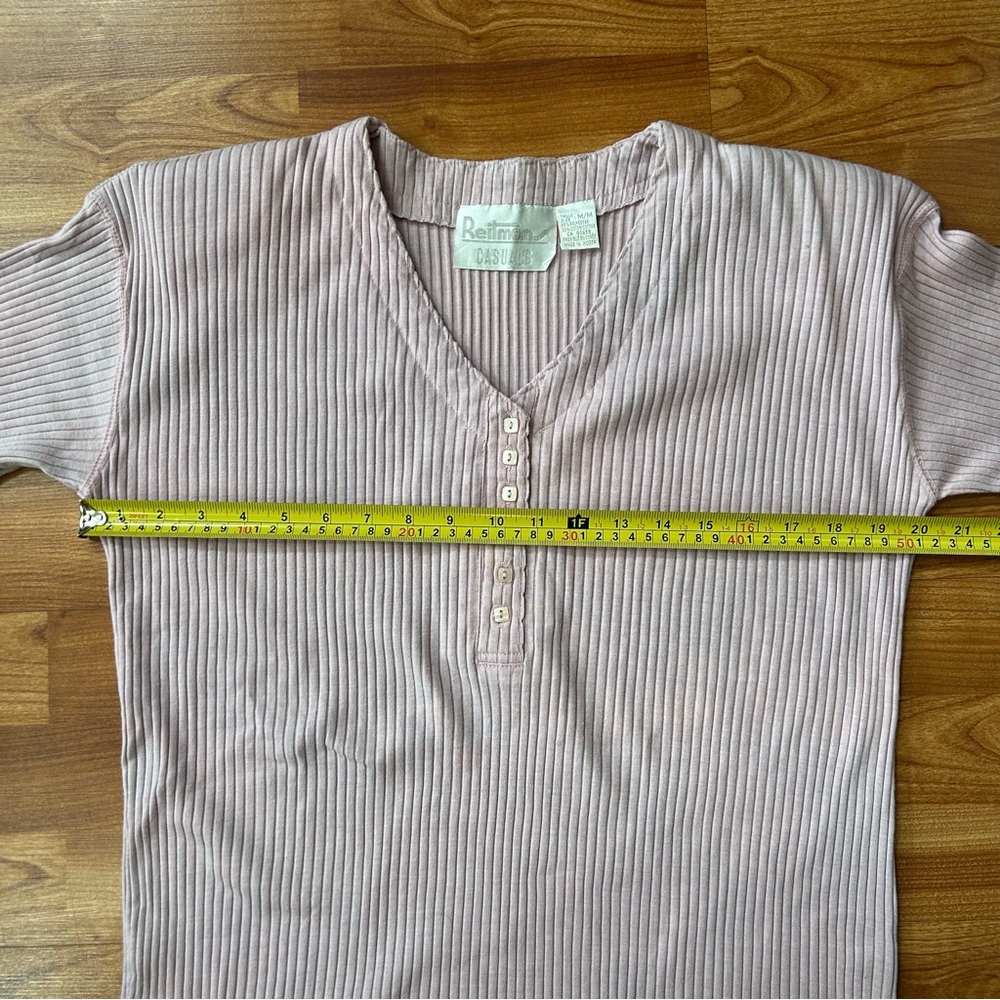 4/$15 Reitmans pink t-shirt ribbed top - Picture 3 of 7